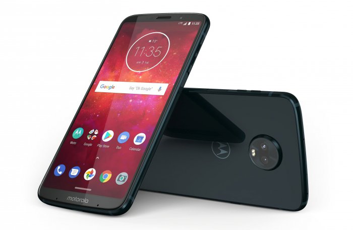 Motorola Moto Z3 je prvním telefonem, který může umět 5G