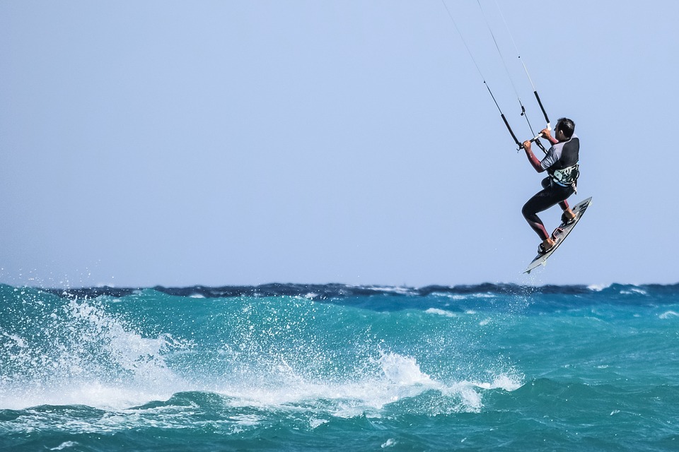 Kam za nevšedním sportovním zážitkem? Tipem je Zanzibar, Španělsko i olympijské Japonsko