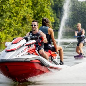 Vodni-skutr-Yamaha-WaveRunner-2020- (11)