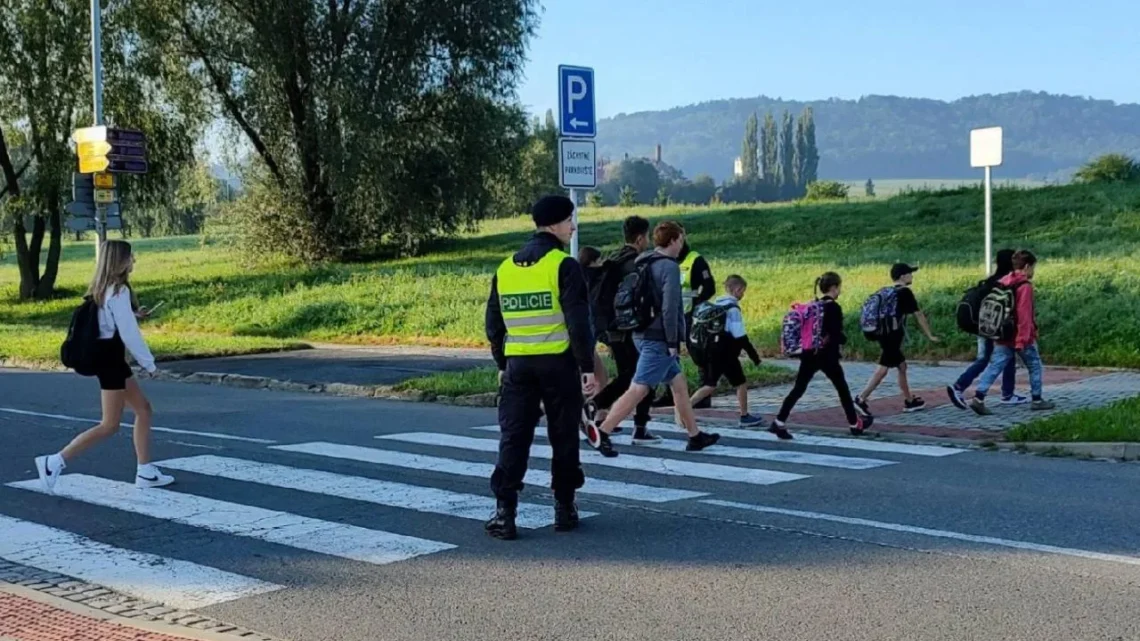 Zpomalte, děti se vracejí na silnice. Počet nehod s účastí dětí stoupá v září až dvojnásobně